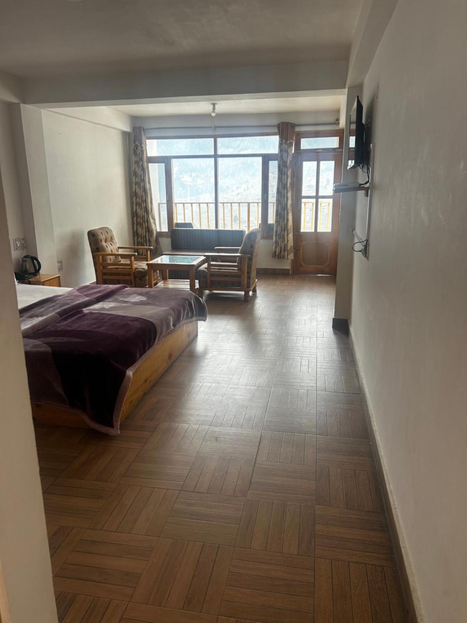 Hotel Bhrigu — Photos 3